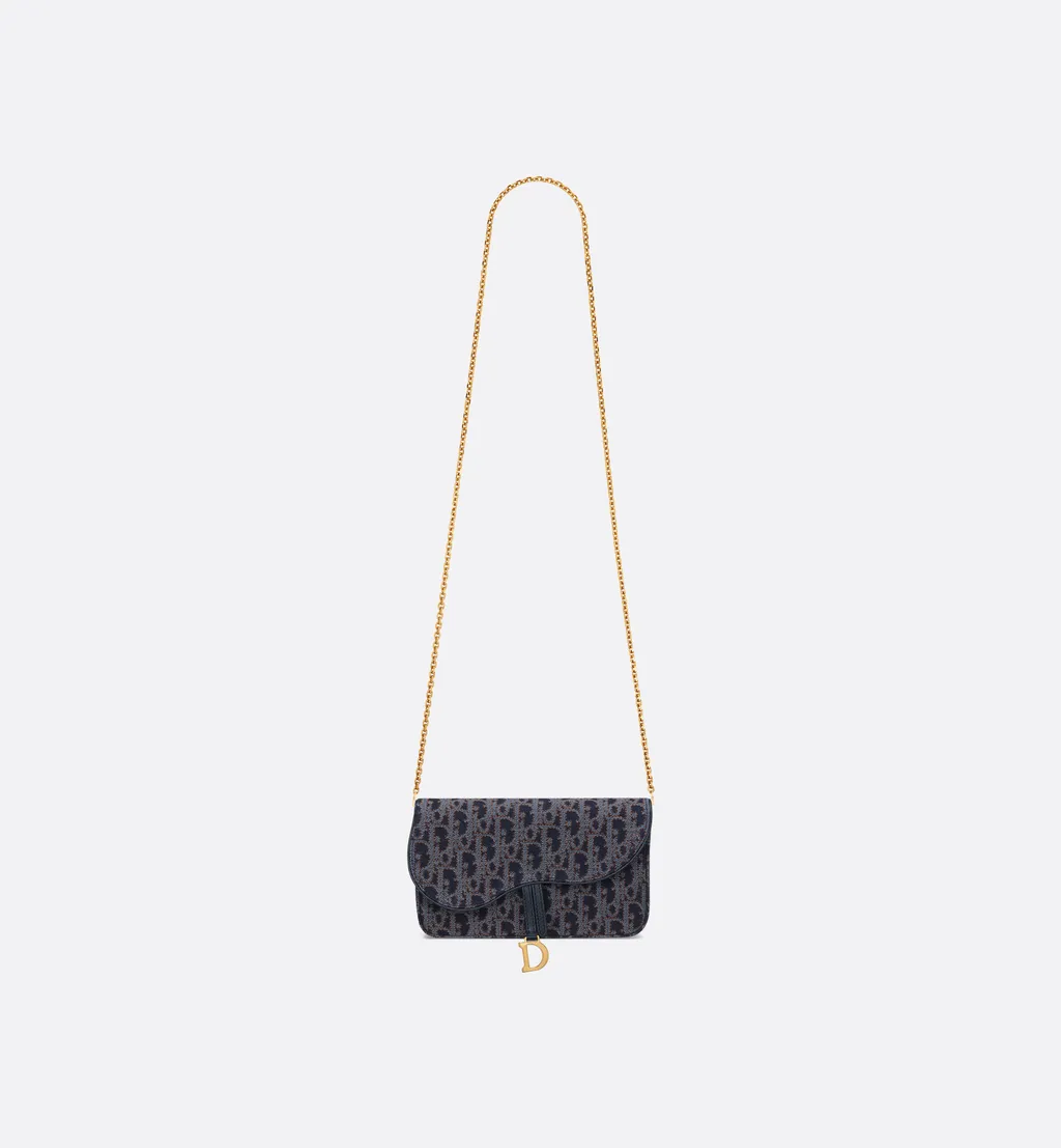 Medium Saddle Pouch With Chain