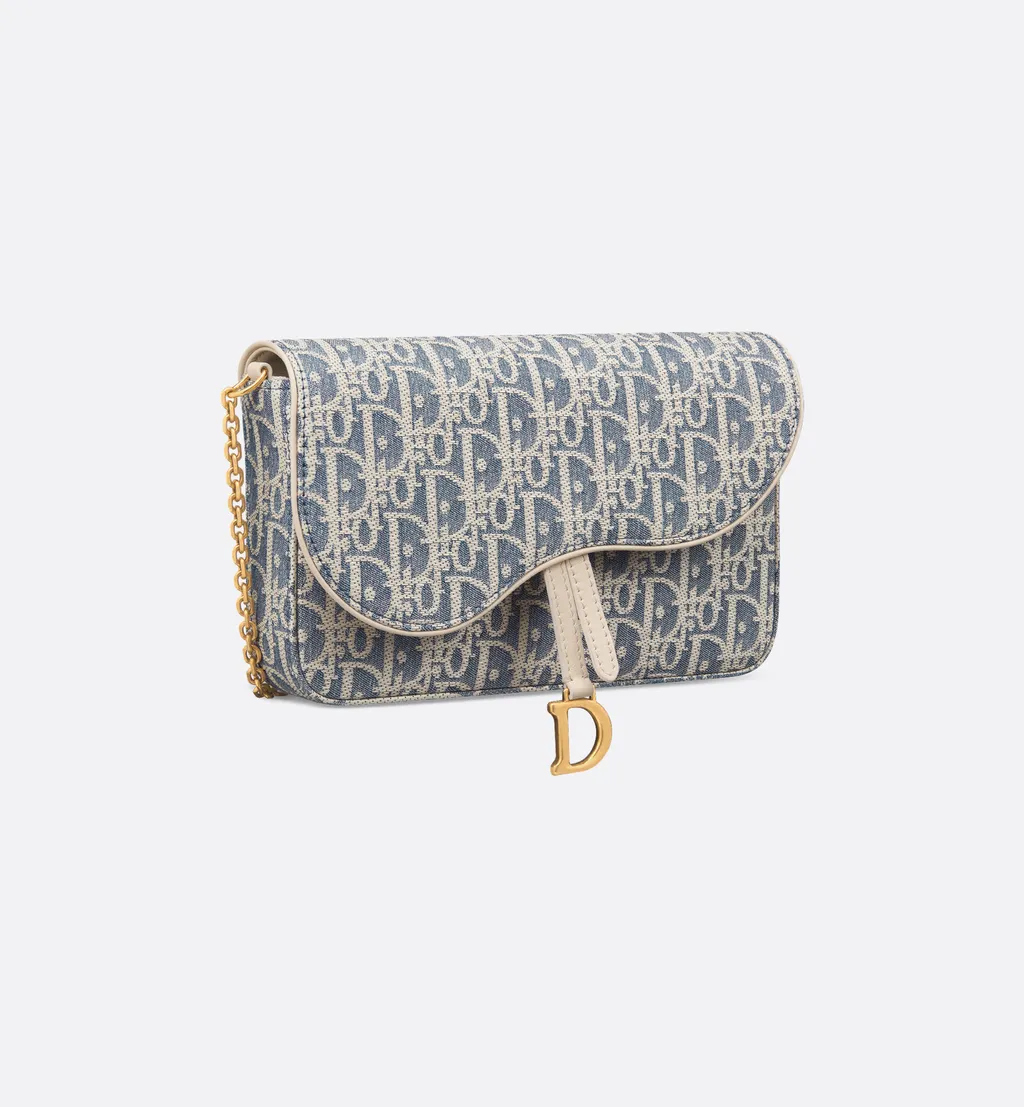 Medium Saddle Pouch With Chain