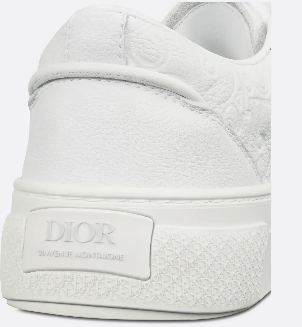 B33 Spin Sneaker