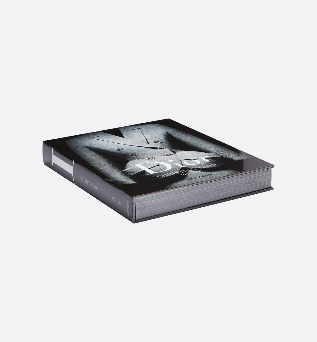 Book: Dior By Christian Dior