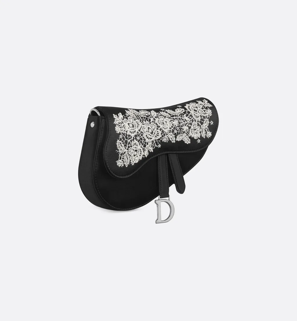 Small Saddle Bag With Chain