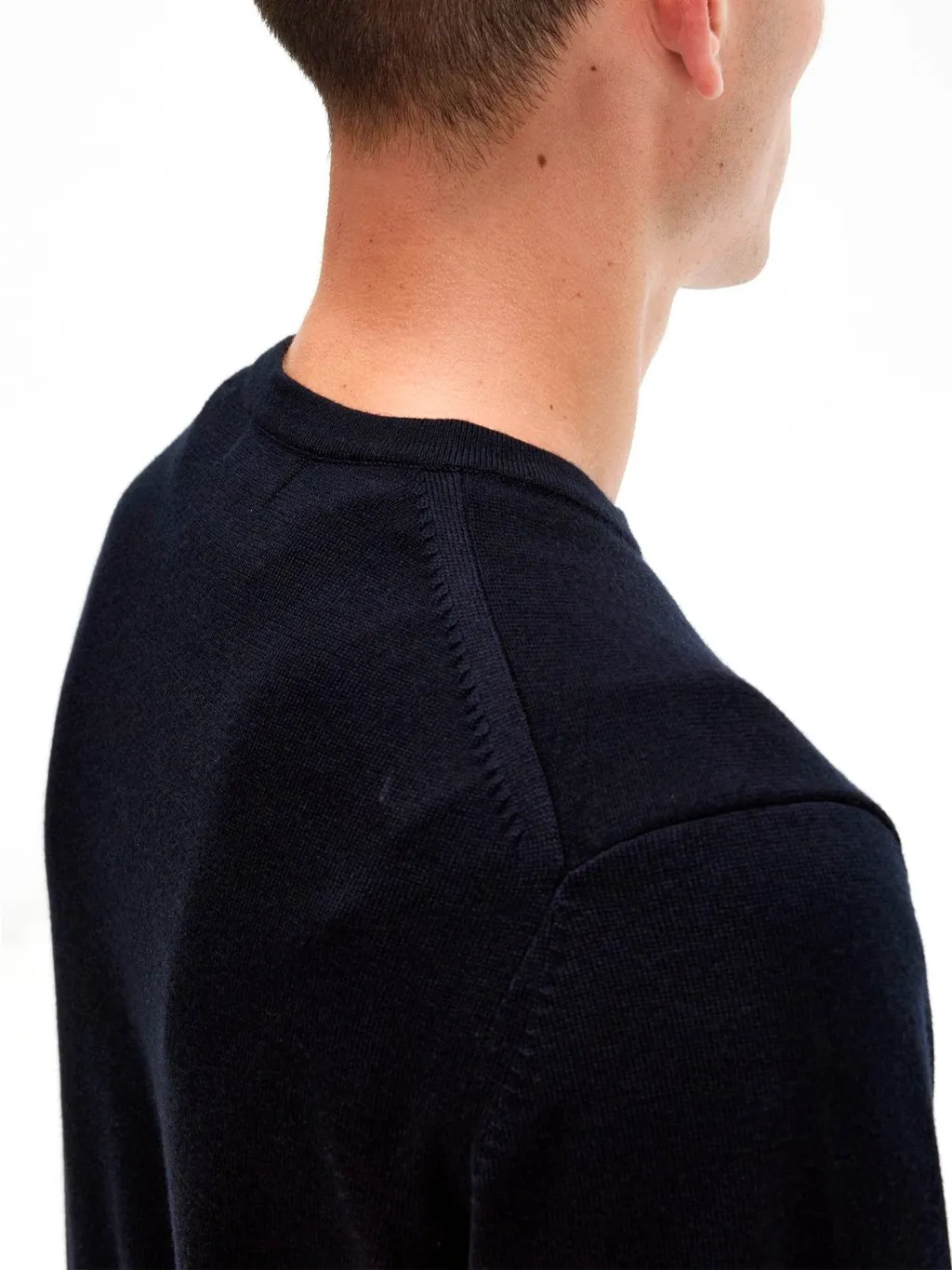 Fred Perry Logo-Embroidered Long-Sleeved Crewneck Jumper