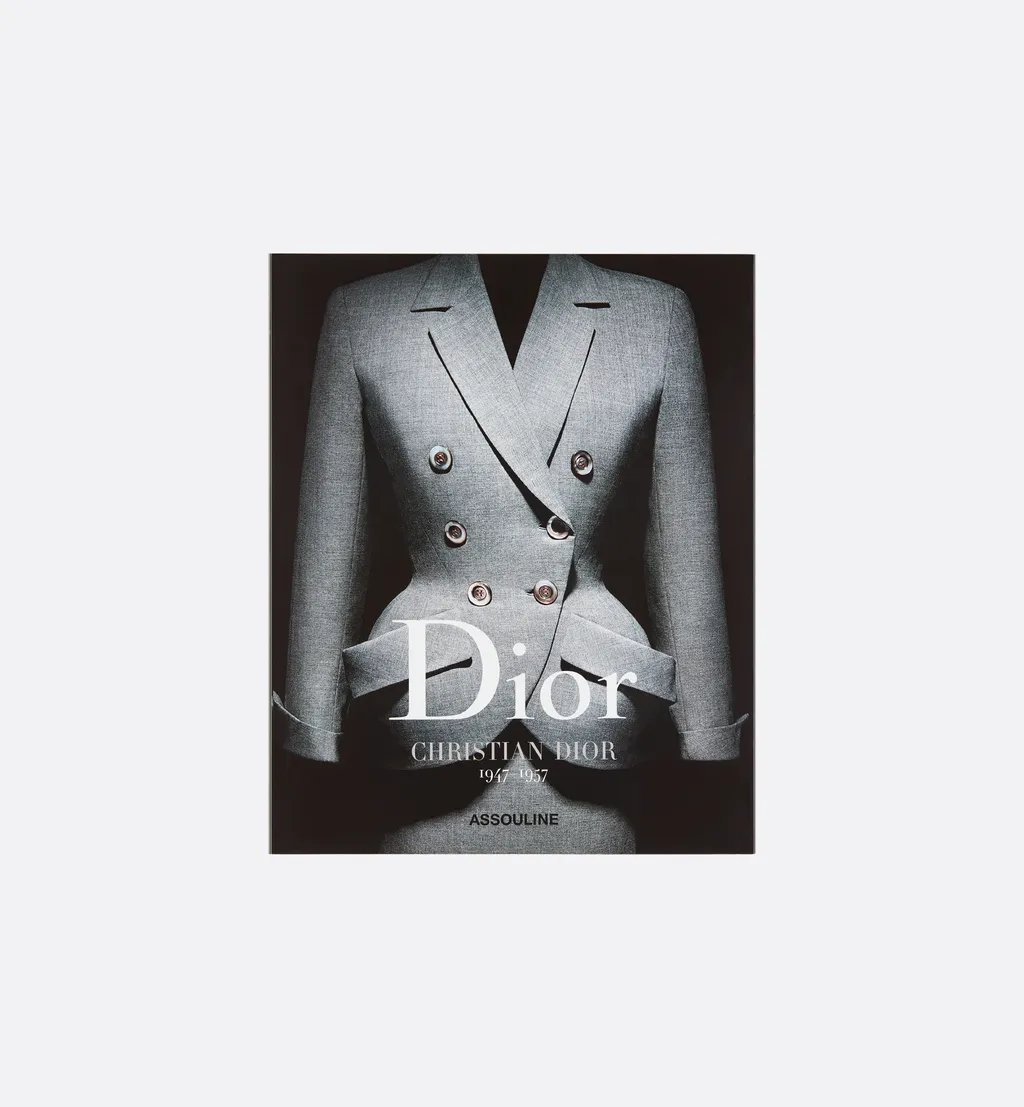 Book: Dior By Christian Dior