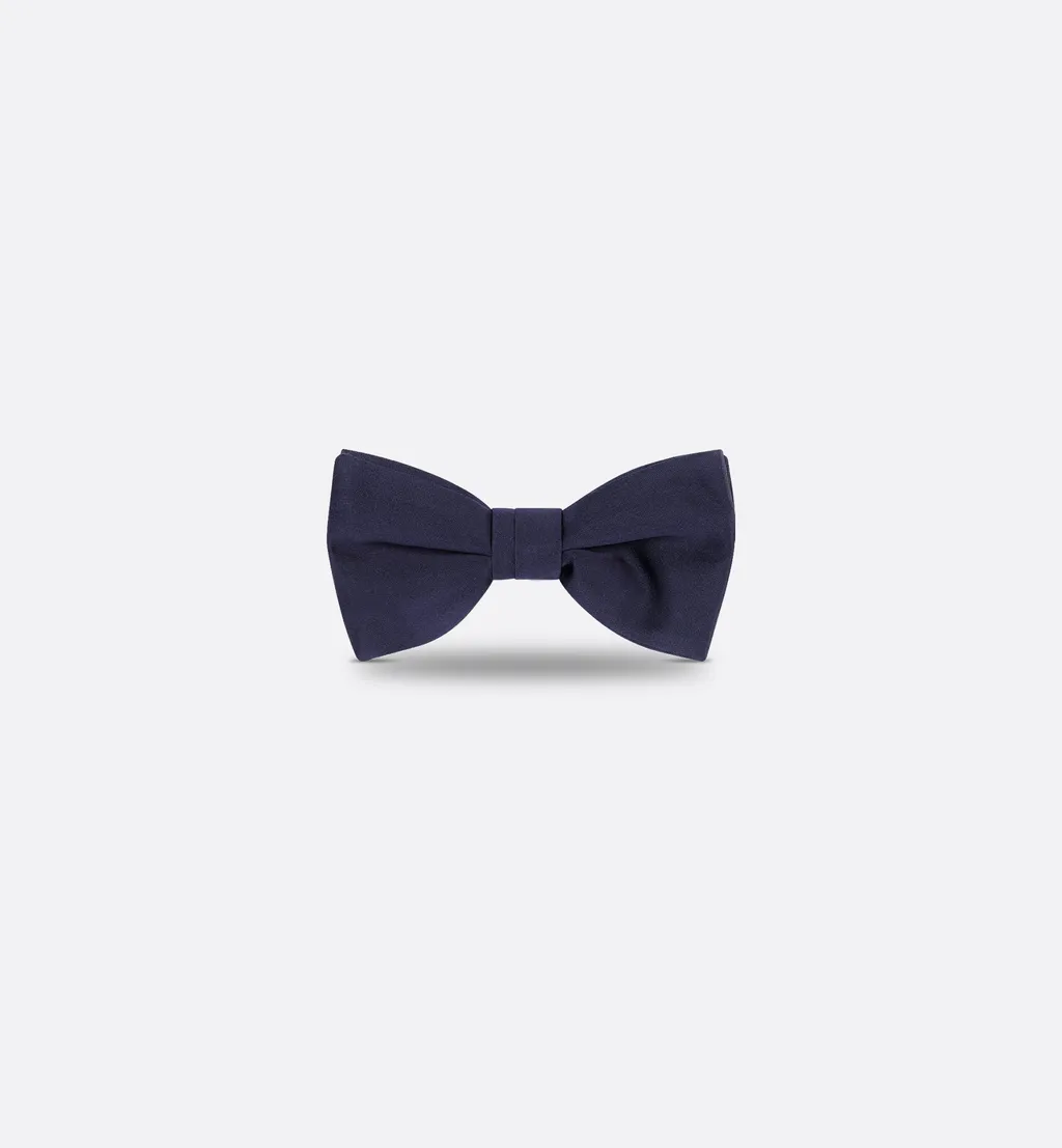 Straight Edge Bow Tie
