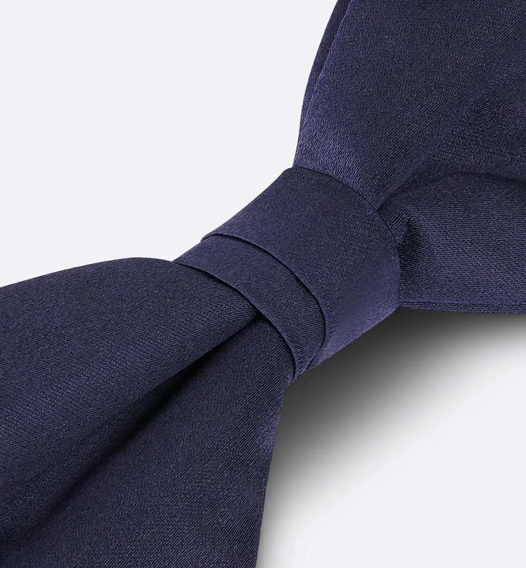 Straight Edge Bow Tie