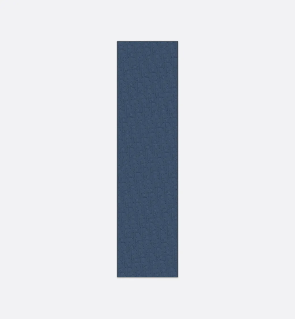 Dior Gravity Stole