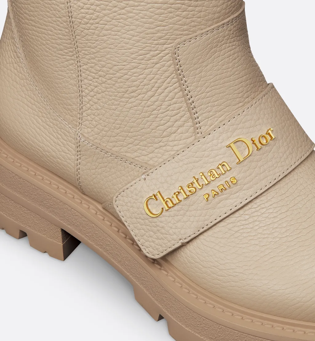 D-Quest Boot