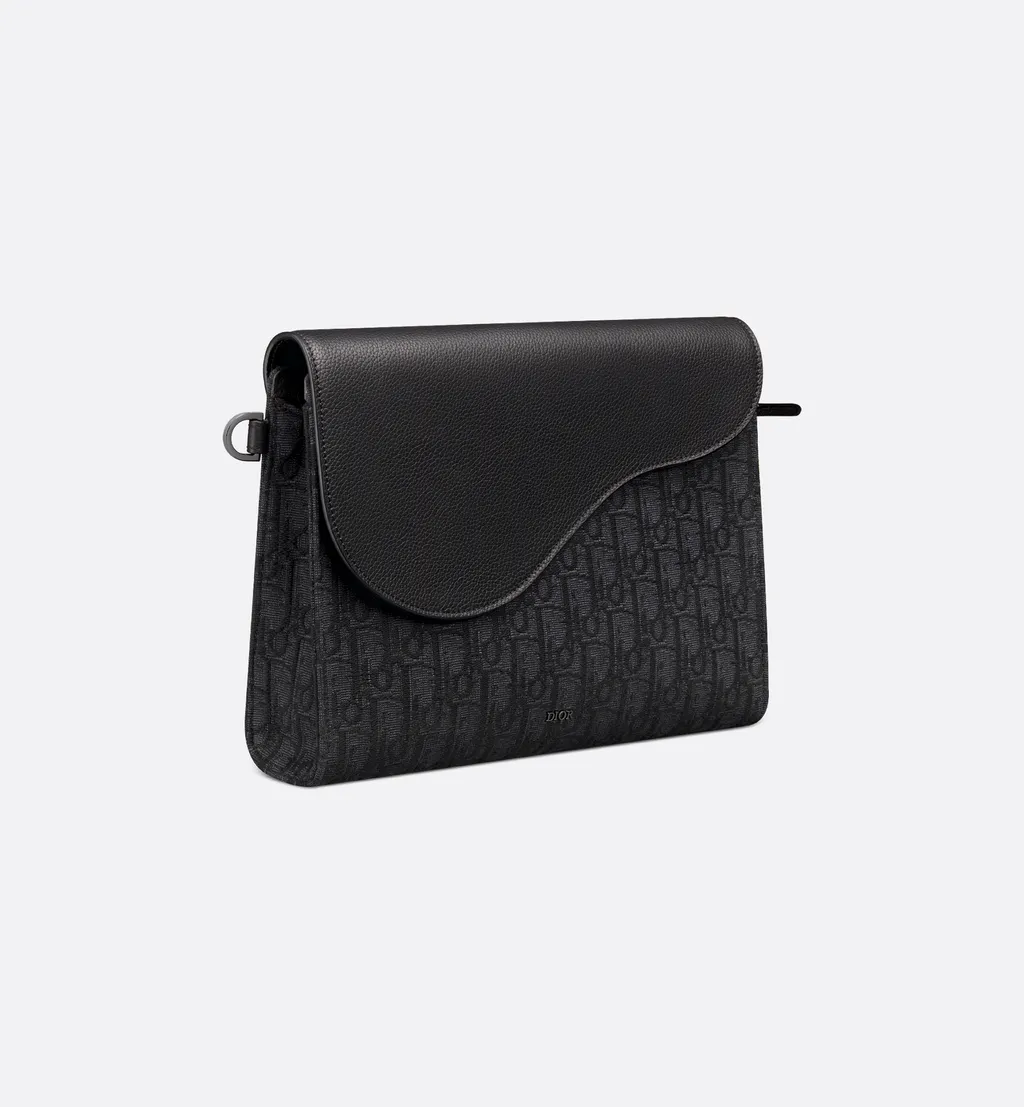 Saddle A5 Triangle Pouch