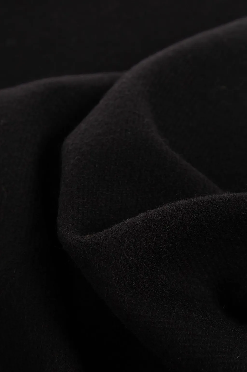 Ferragamo Logo-Intarsia Fringed Scarf