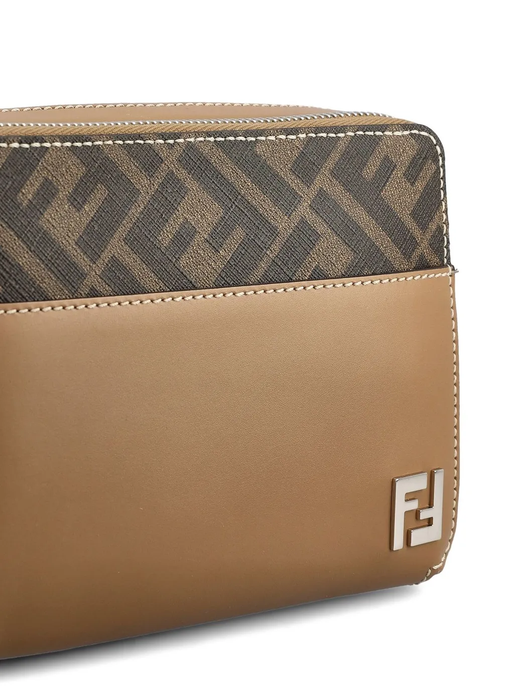 Fendi Logo Plaque Zipped Camera Case