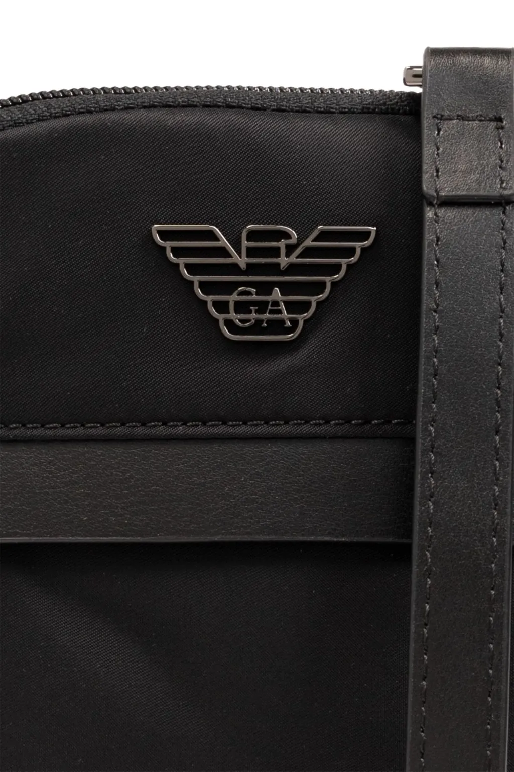 Emporio Armani Logo-Plaque Zipped Phone Holder