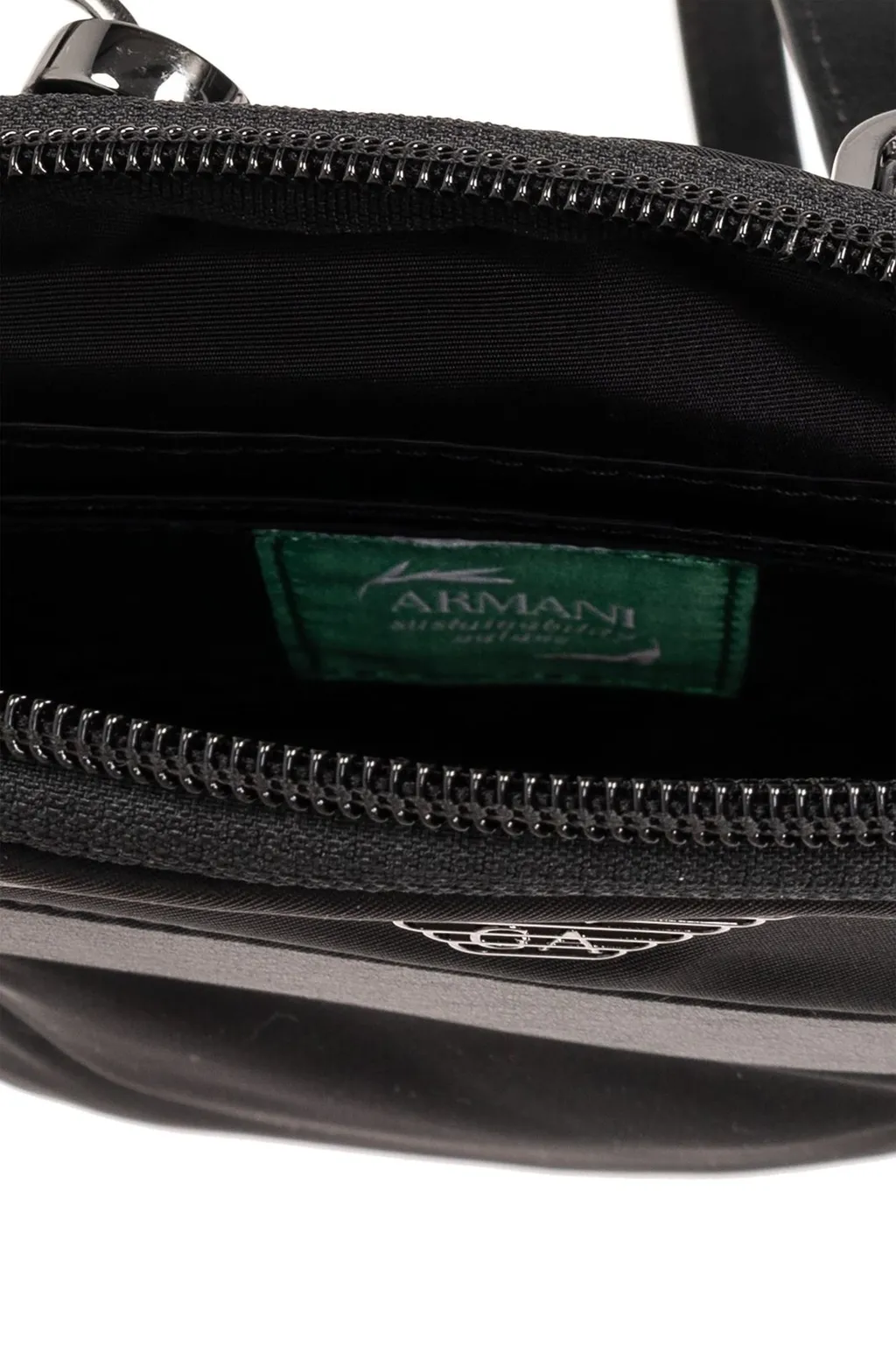 Emporio Armani Logo-Plaque Zipped Phone Holder