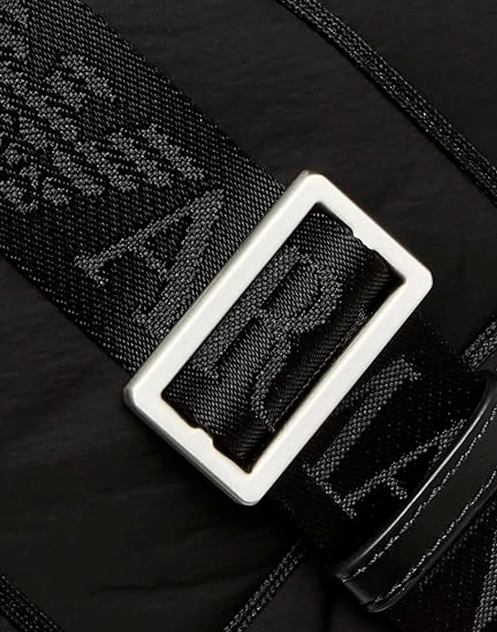 Emporio Armani Logo Patch Zip-Up Shoulder Bag