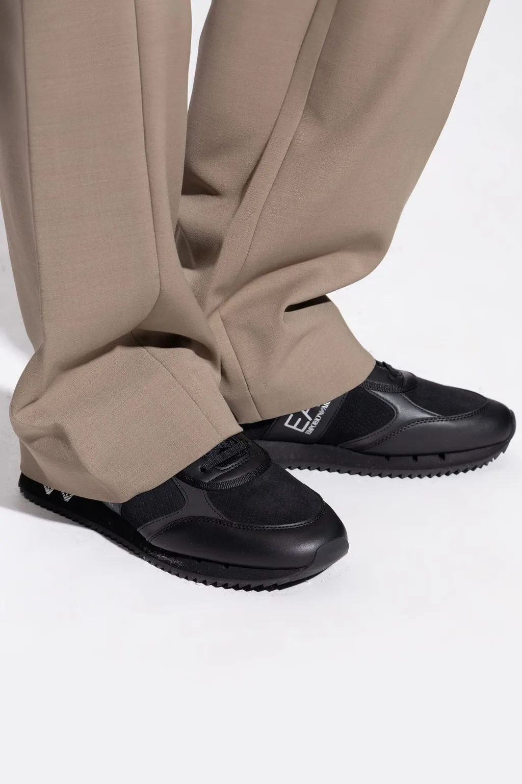 Ea7 Emporio Armani Logo Detail Sneakers