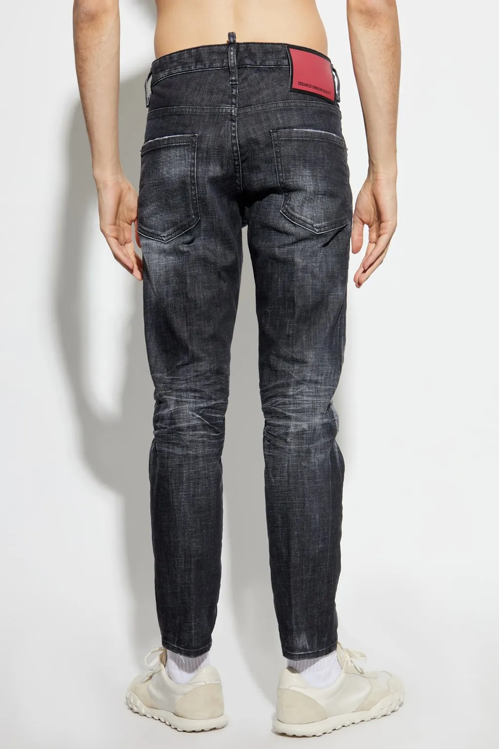 Dsquared2 Skater Distressed Staright-Leg Jeans