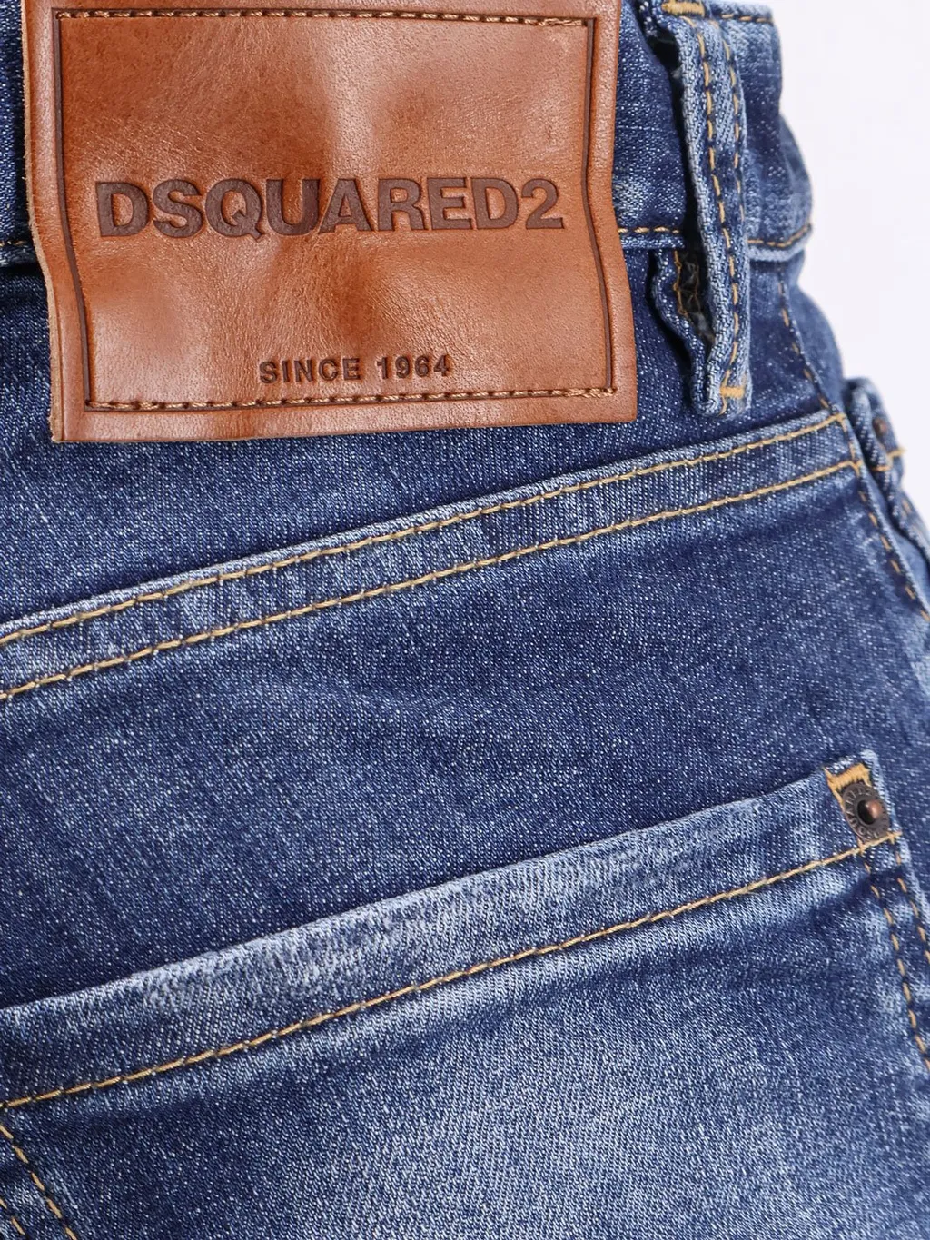 Dsquared2 Logo-Patch Distressed Jeans