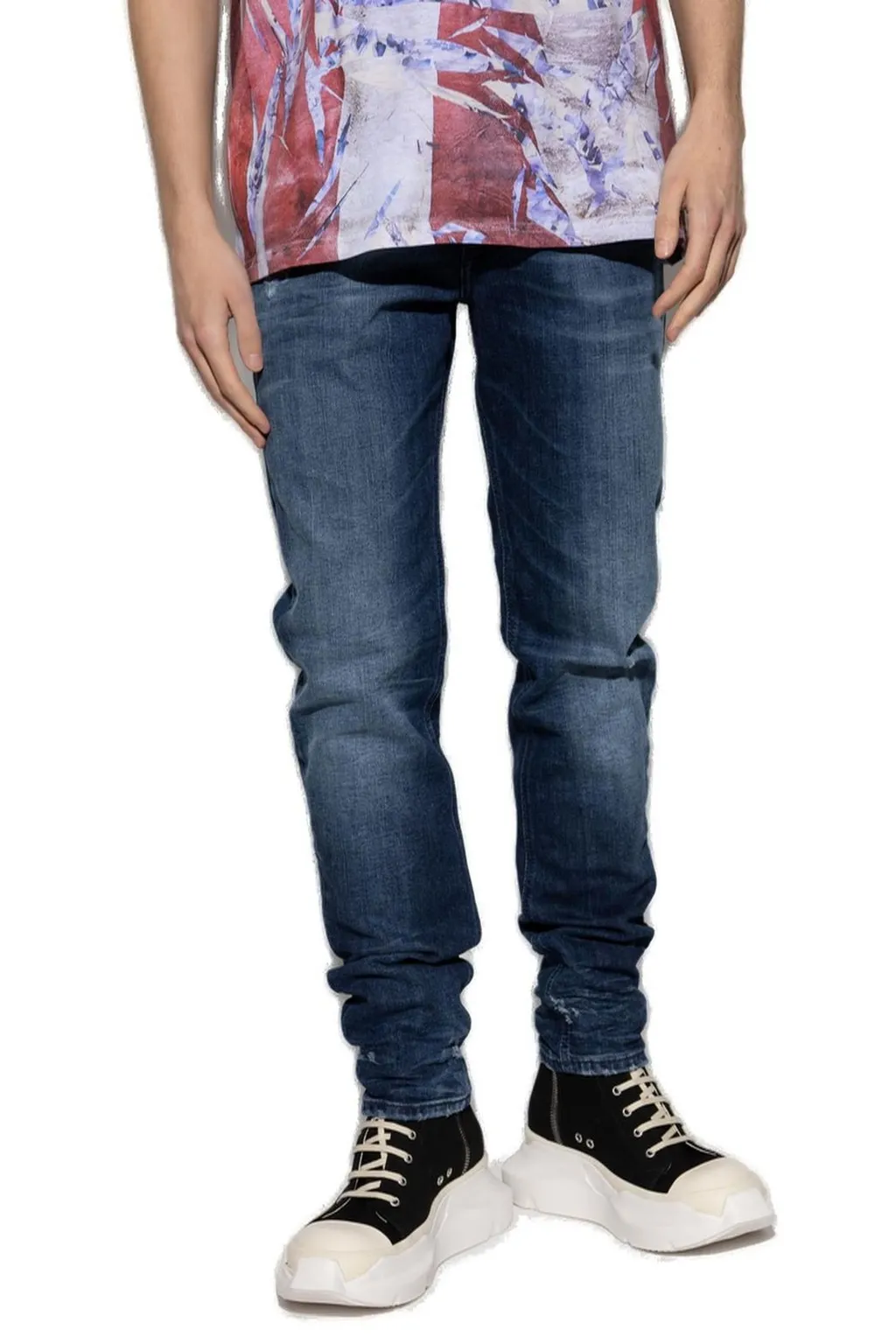 Diesel 1979 Sleenker Distressed Skinny Jeans