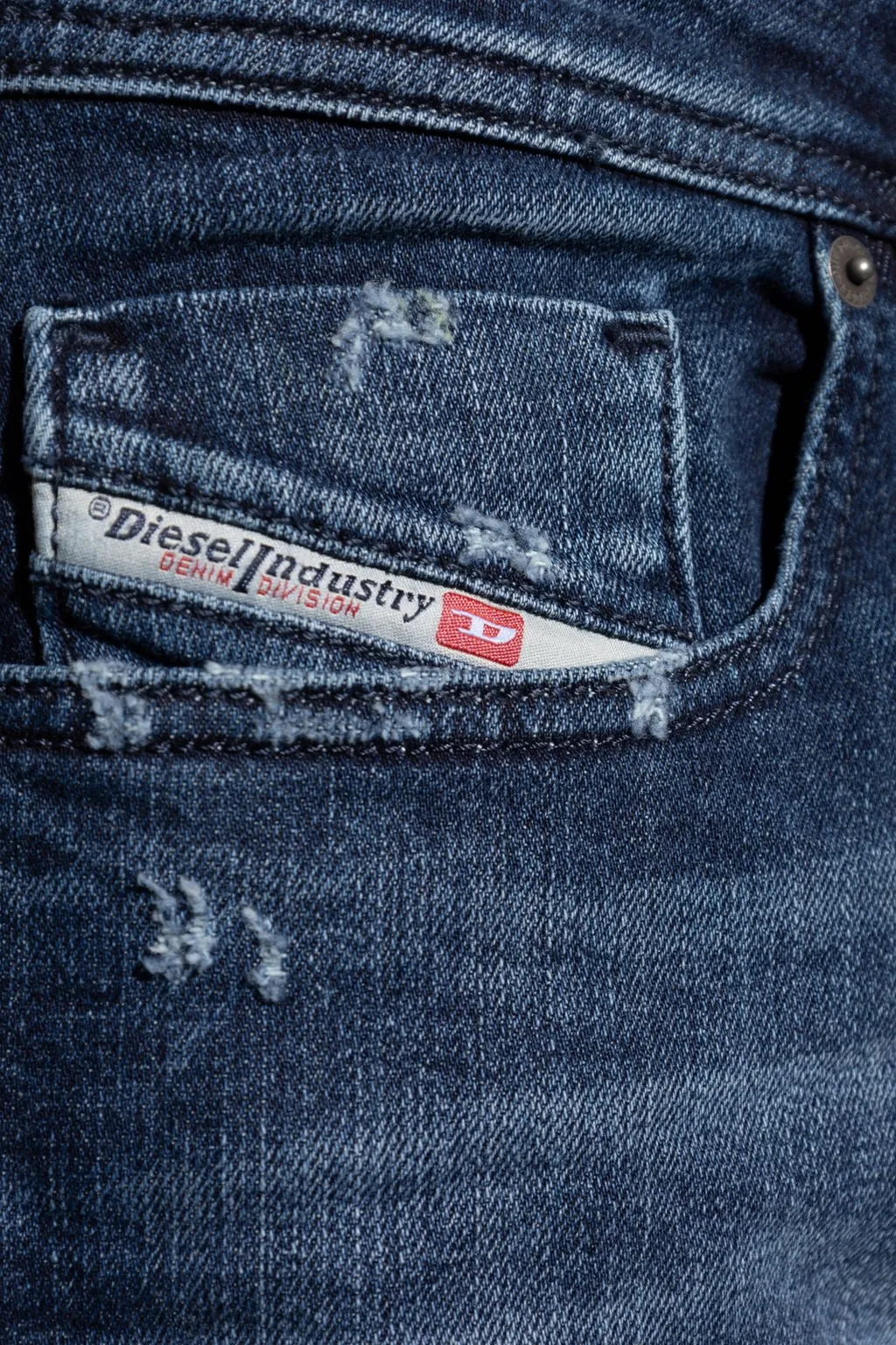 Diesel 1979 Sleenker Distressed Skinny Jeans