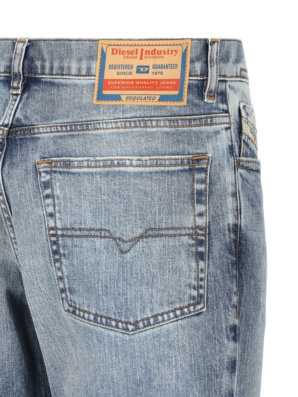 Diesel Logo-Patch Distressed Jeans