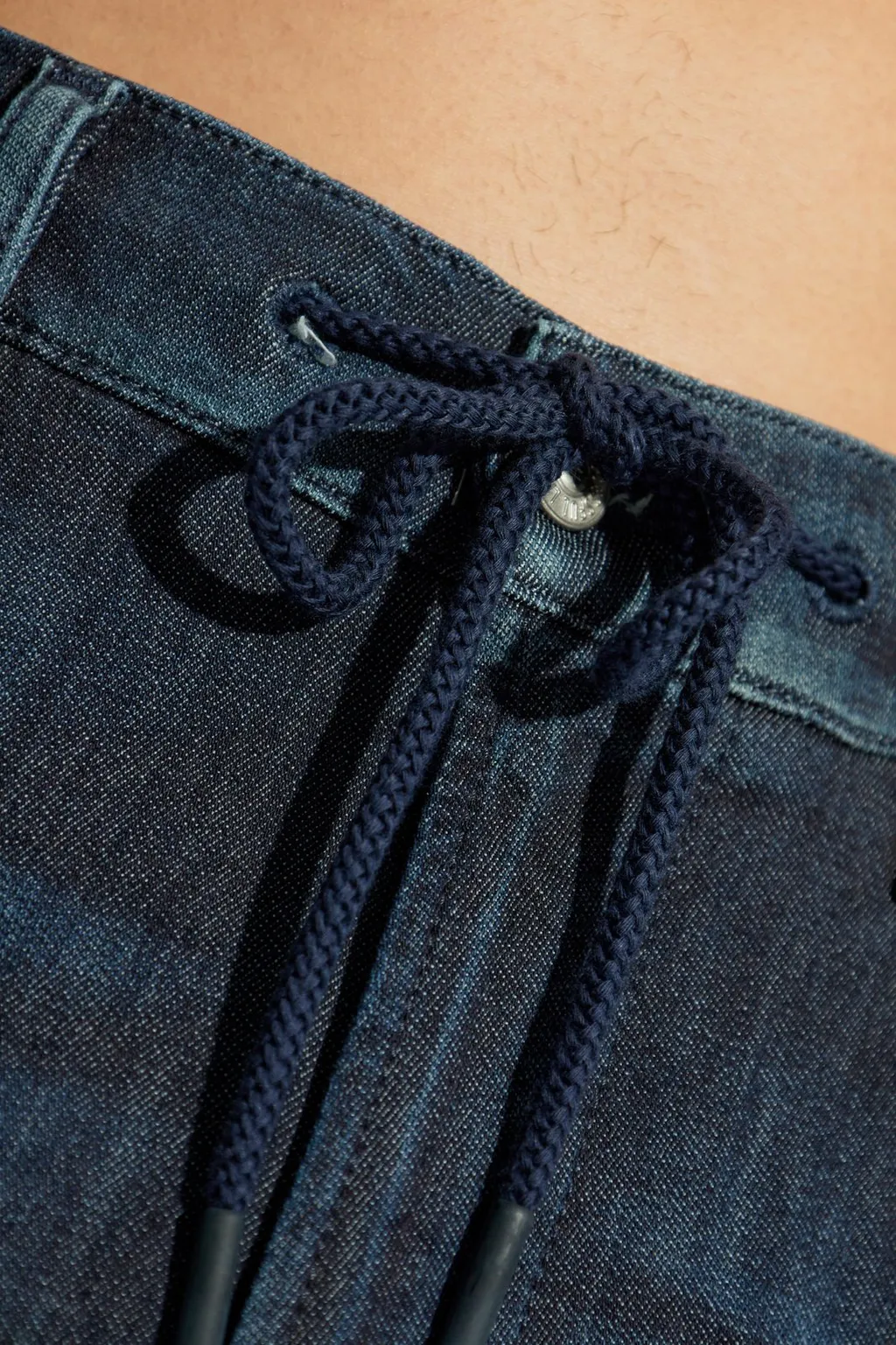 Diesel 2032 D Krooley B Jogg Jeans
