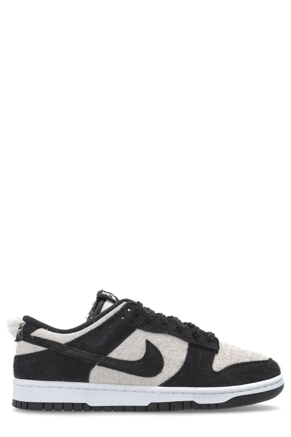 Nike Dunk Low Retro Sneakers