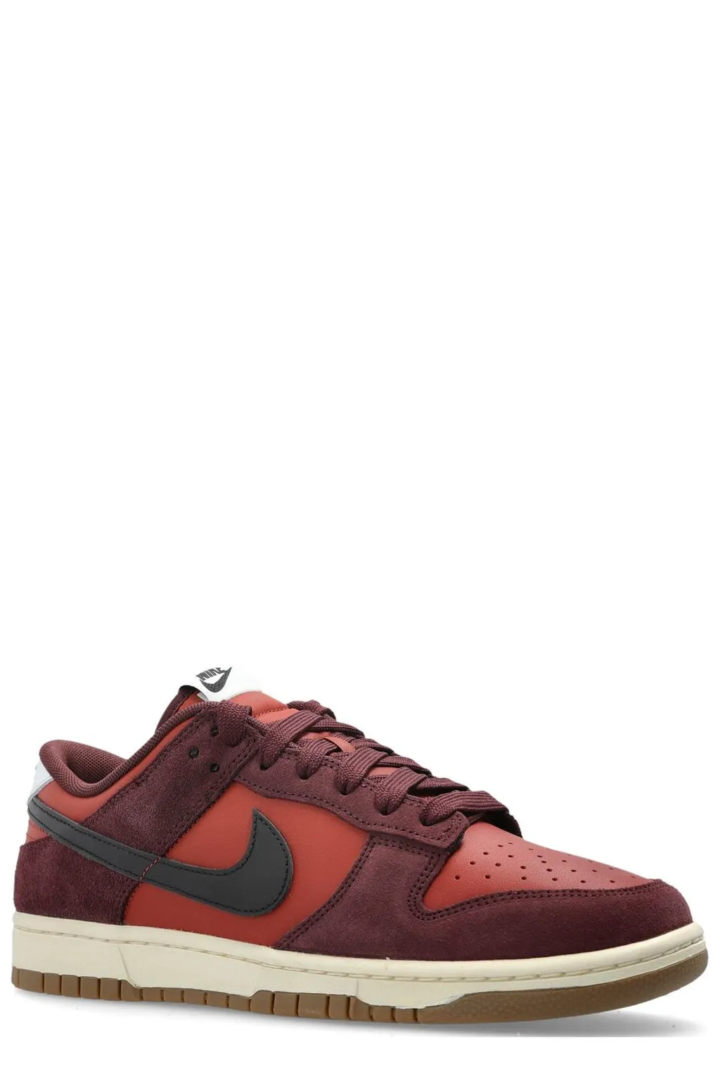 Nike Dunk Low Retro Se Sneakers