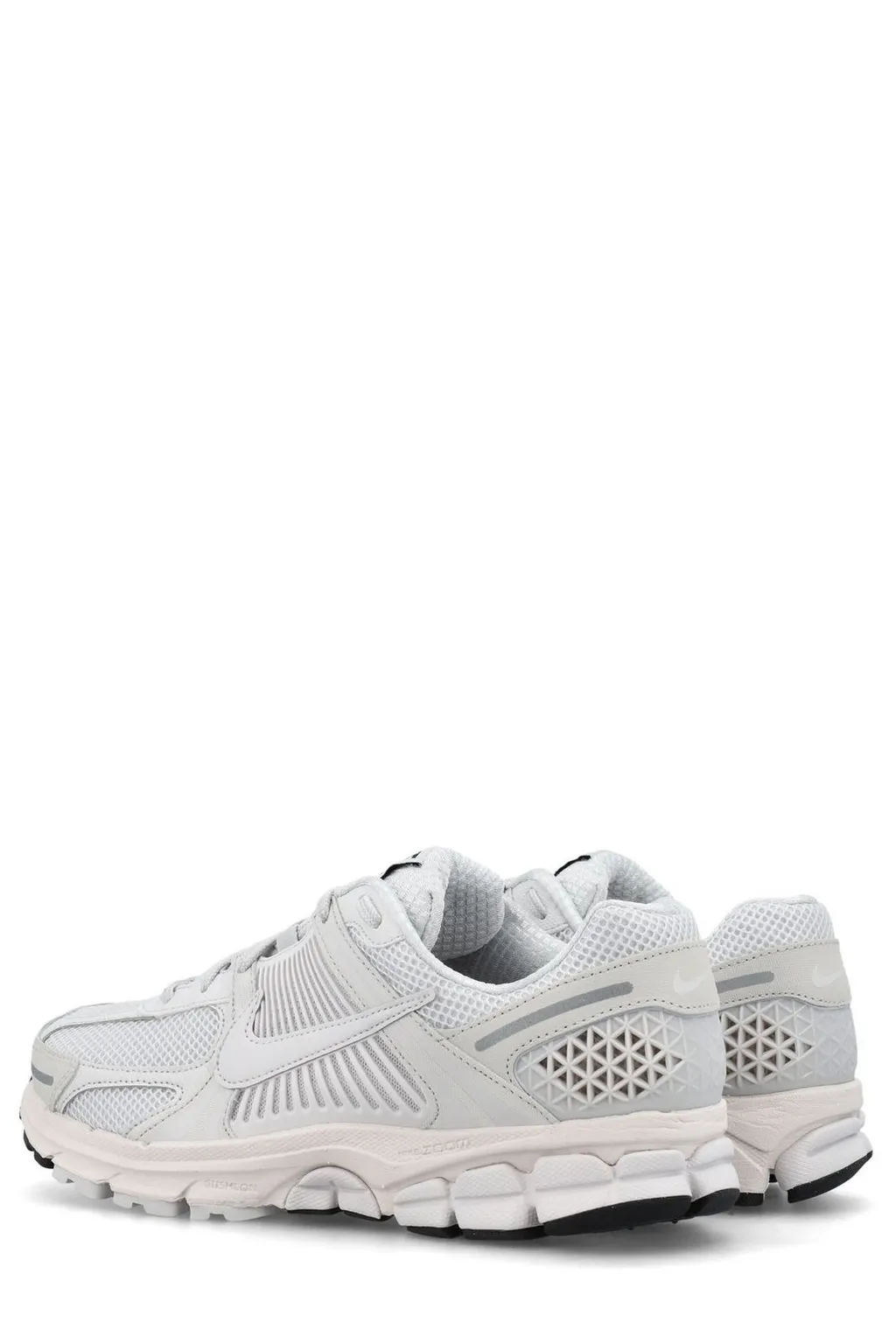 Nike Zoom Vomero 5 Low-Top Sneakers