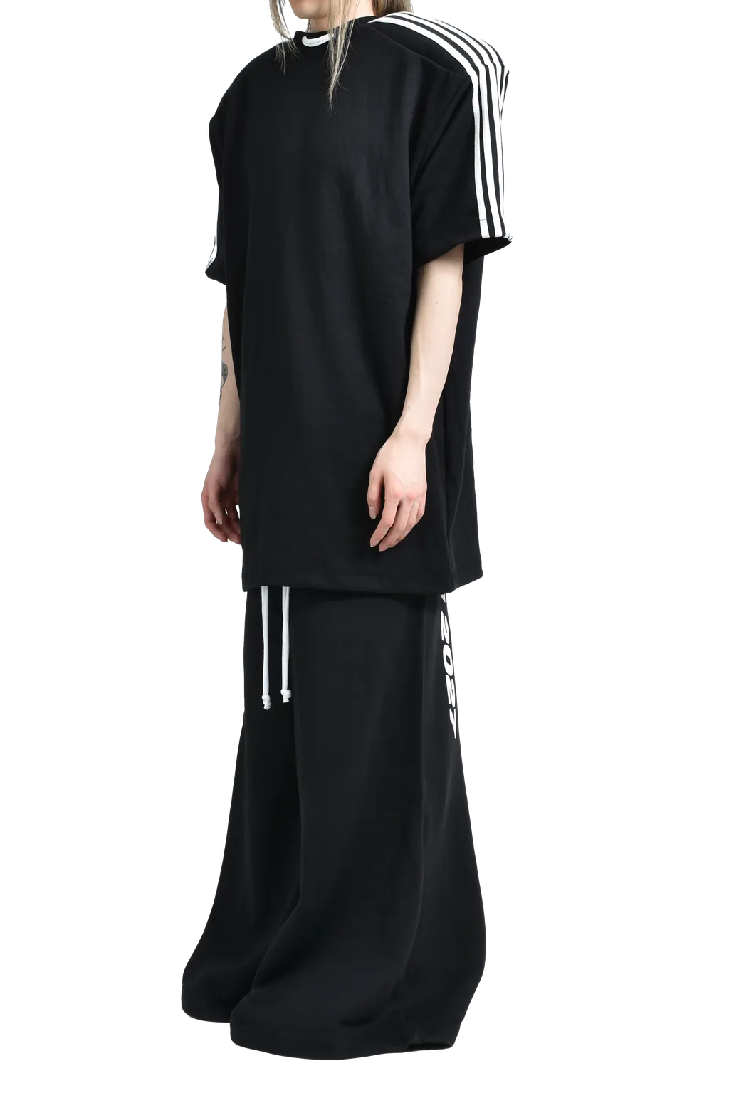 5Stripe Padded T-Shirt / Blk