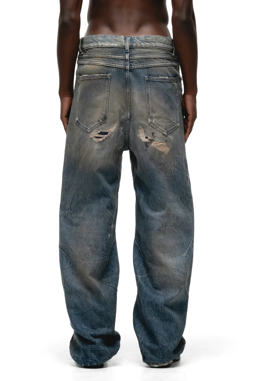 Italy Repaired Workers Cut / Ind