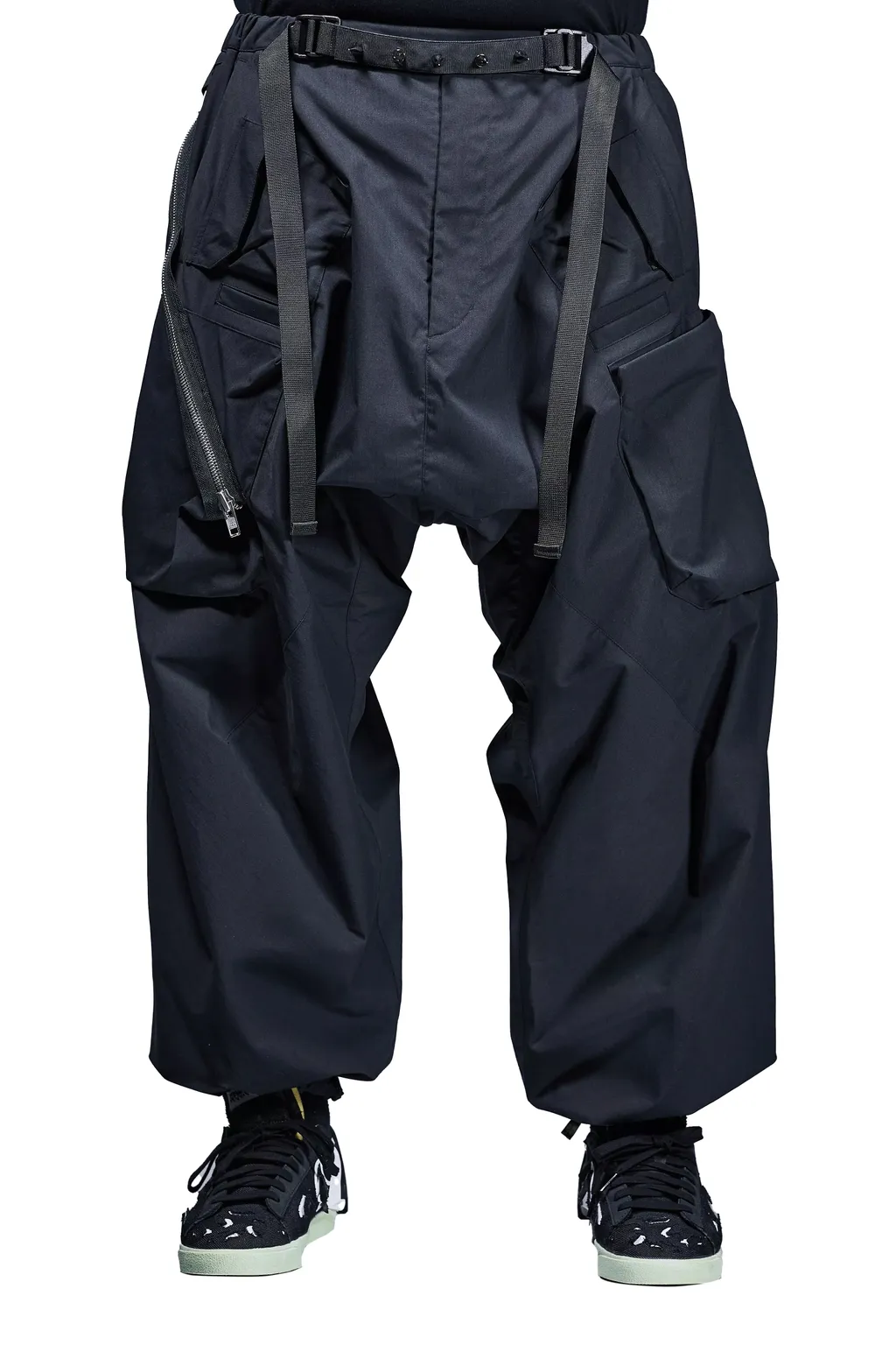 Encapsulated Nylon Ultrawide Drawcord Cargo Trouser Gen. 1 / Blk