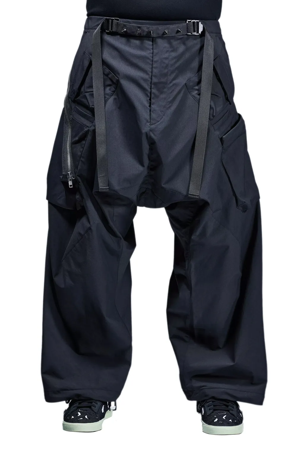 Encapsulated Nylon Ultrawide Drawcord Cargo Trouser Gen. 1 / Blk