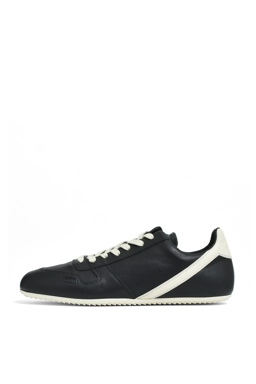 Minimal Sneak / Blk Milk Milk