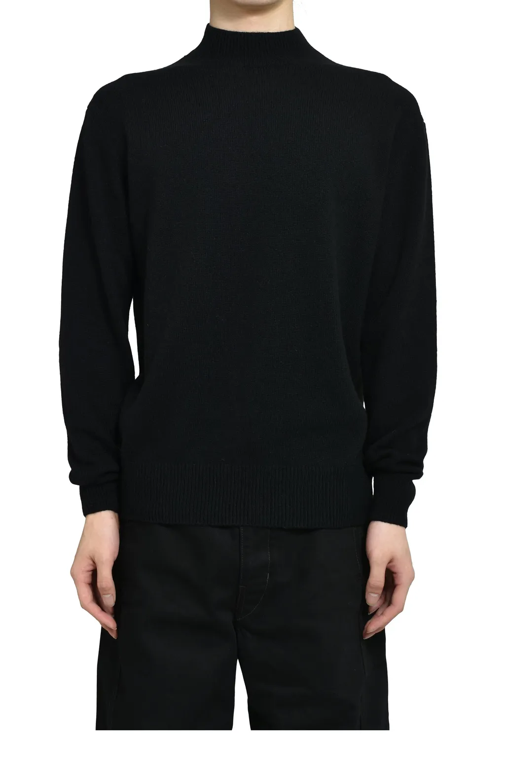 Mock Neck Sweater / Black