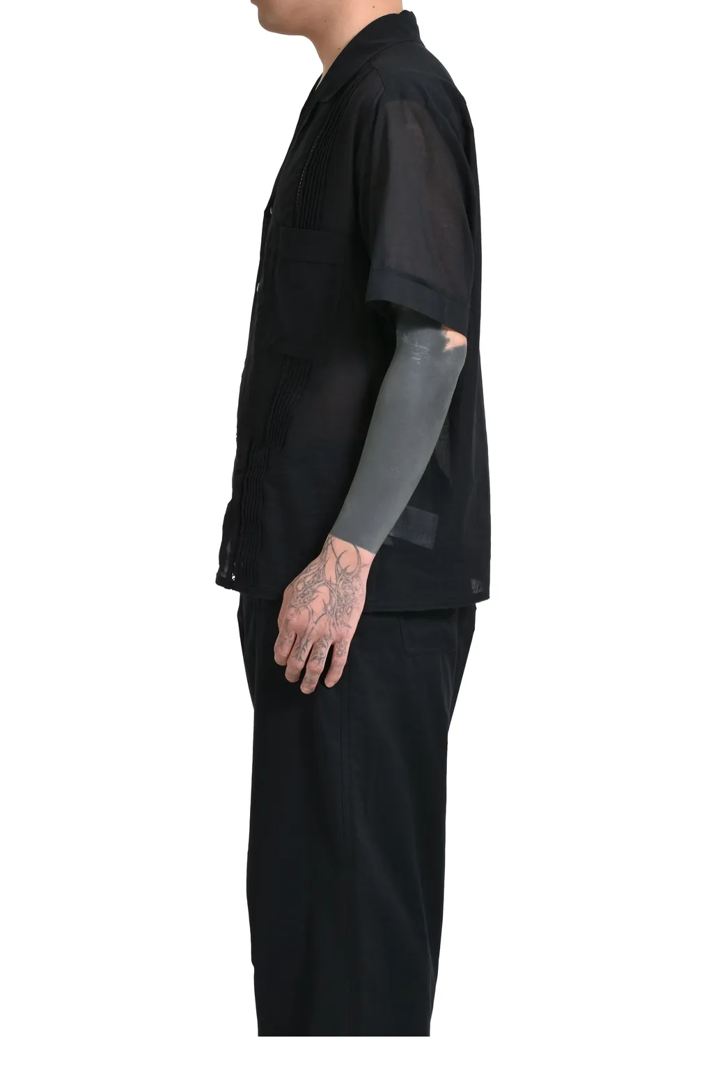 Broken Guayabera / Blk
