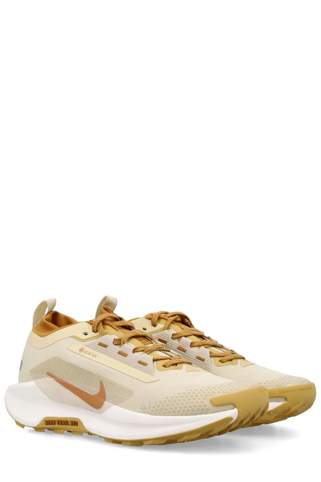 Nike Pegasus Trail 5 Gore-Tex Sneakers