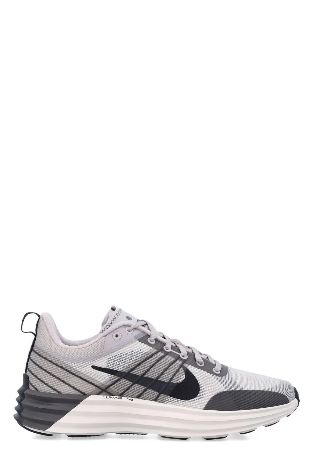 Nike Lunar Roam Sneakers