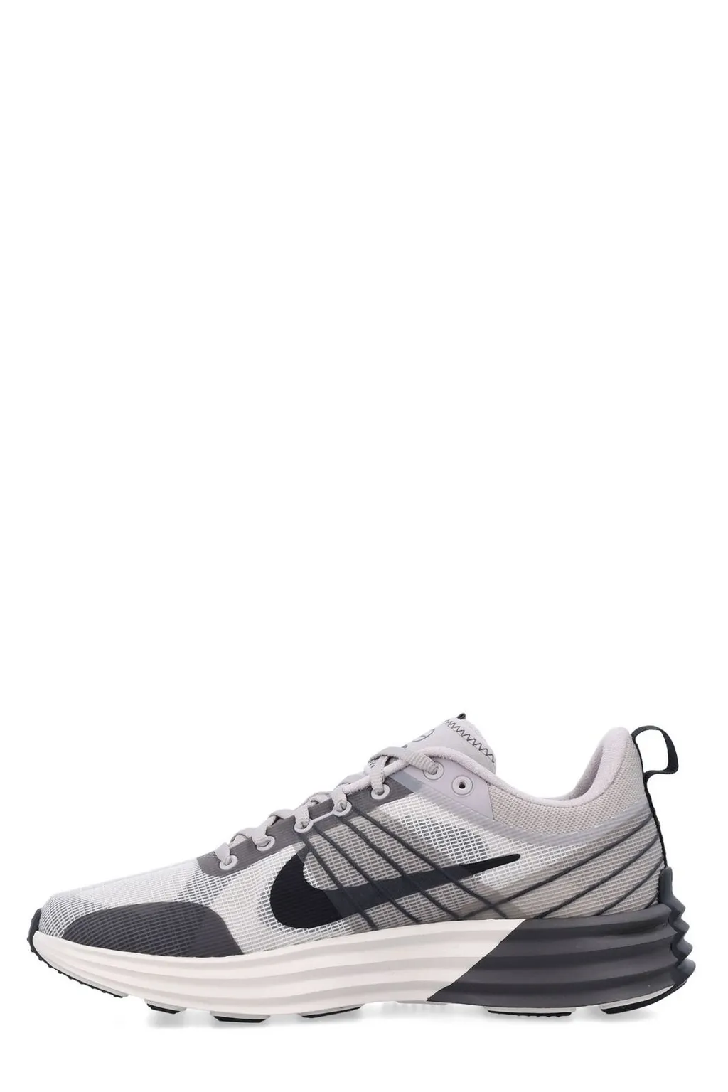 Nike Lunar Roam Sneakers
