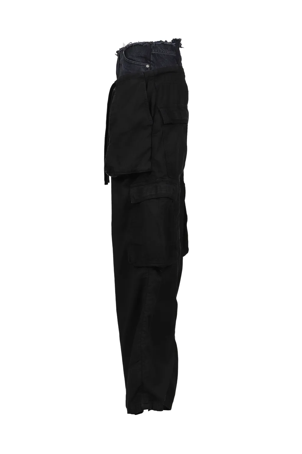 Double Layer Cargo / Black