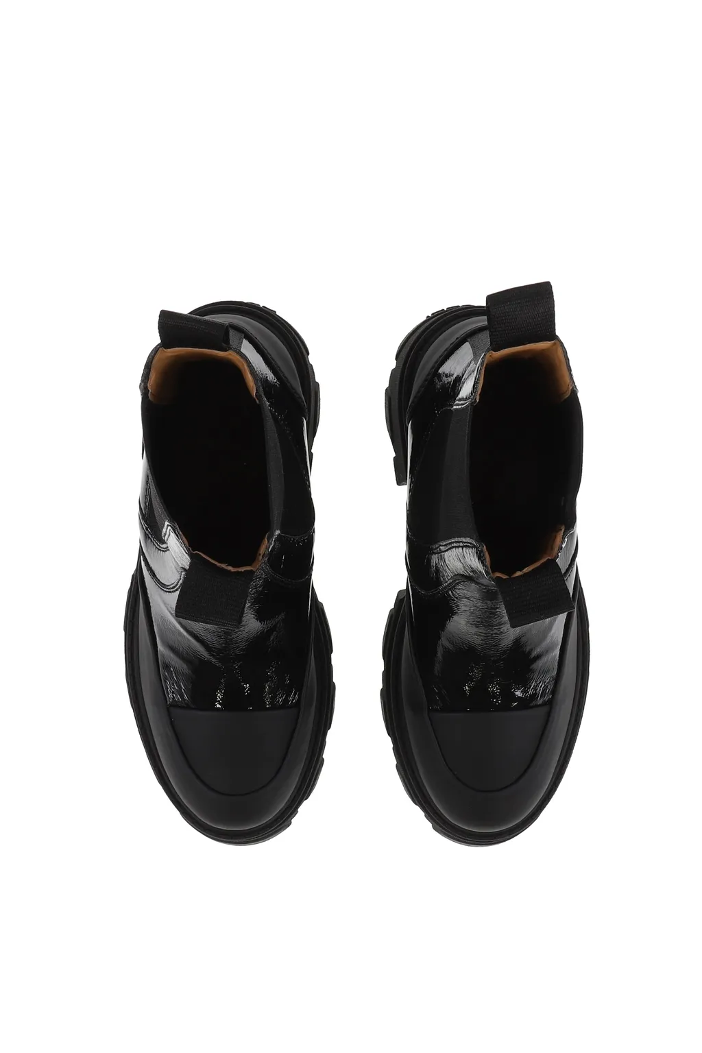 Cleated Heeled Mid Chelsea Boot Naplack / Blk