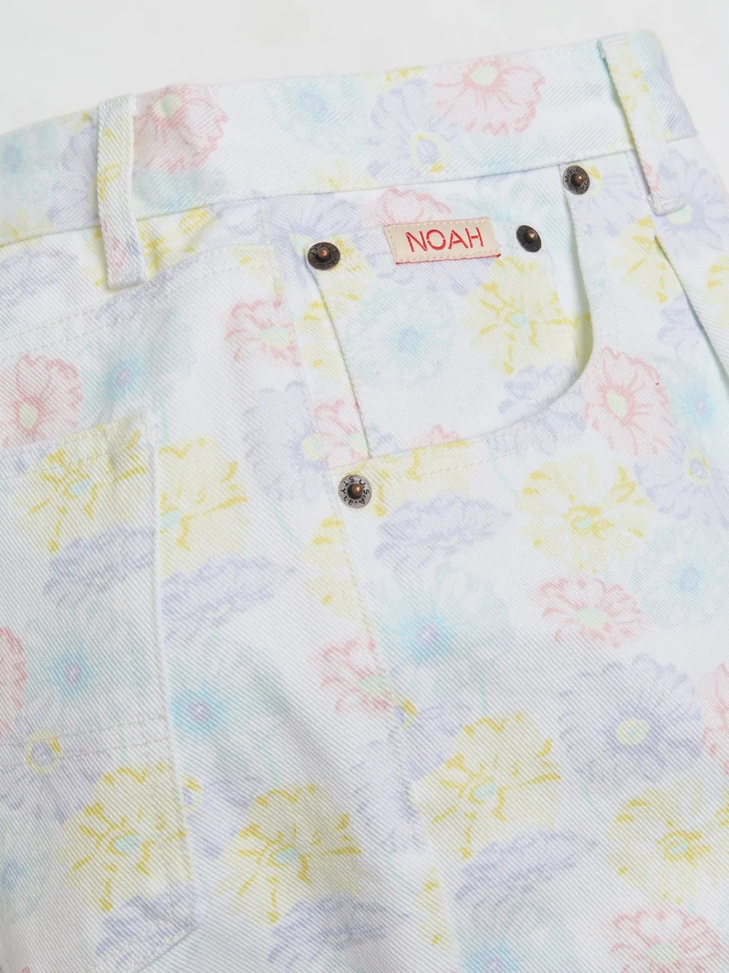 Noah Allover Printed Pleated Jeans