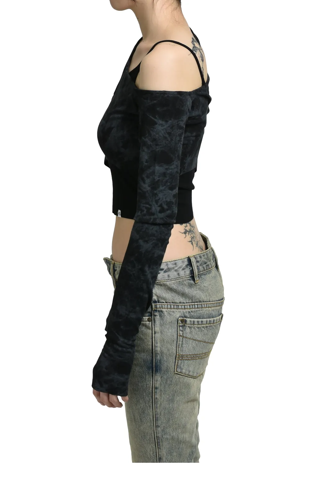 Off Shoulder Cutsewn / Black