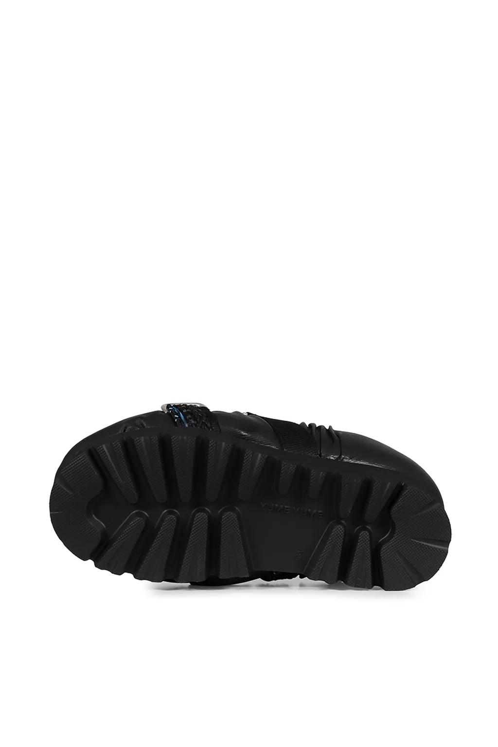 Camp Shoe Mid / Black