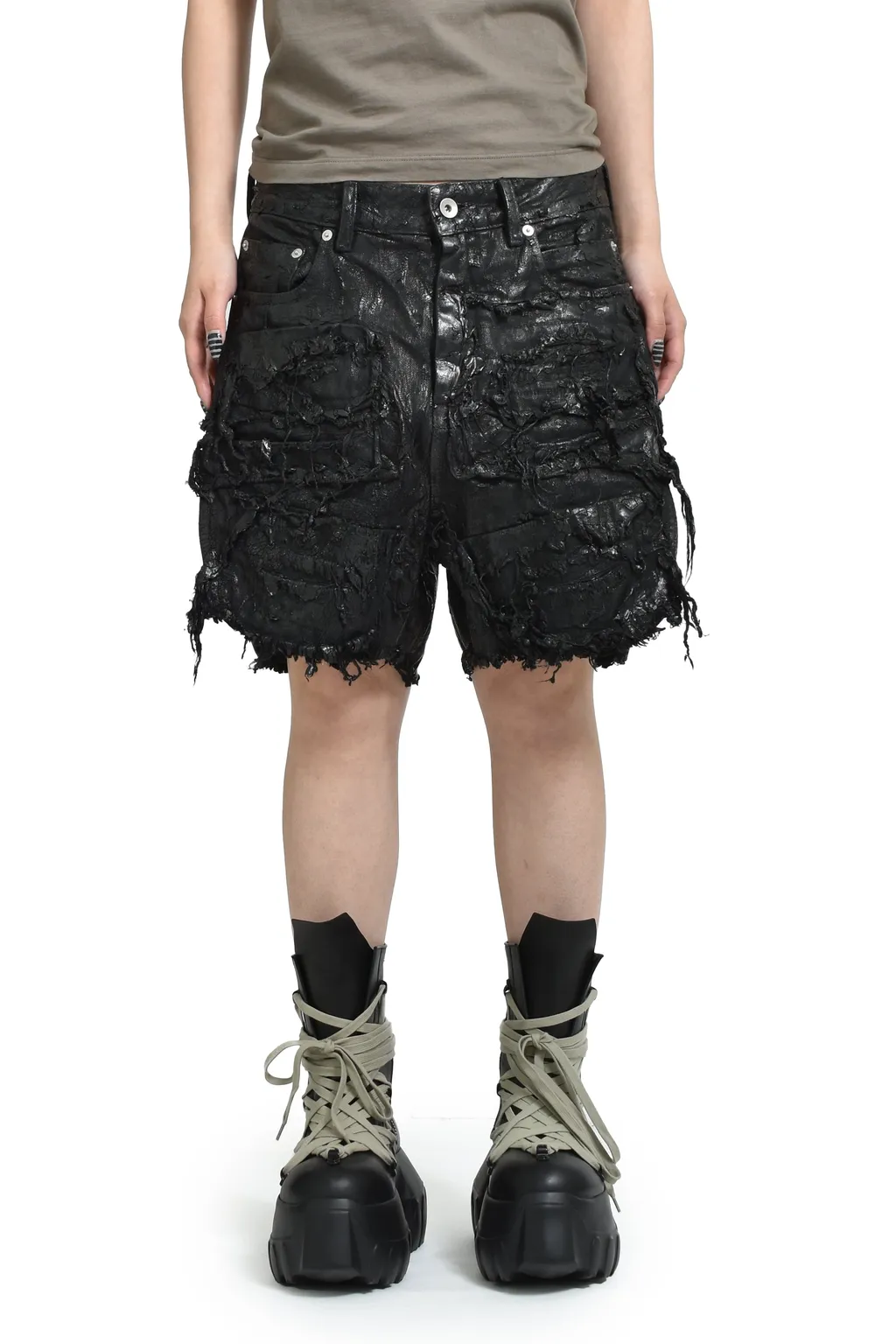 Cut Offs / Black