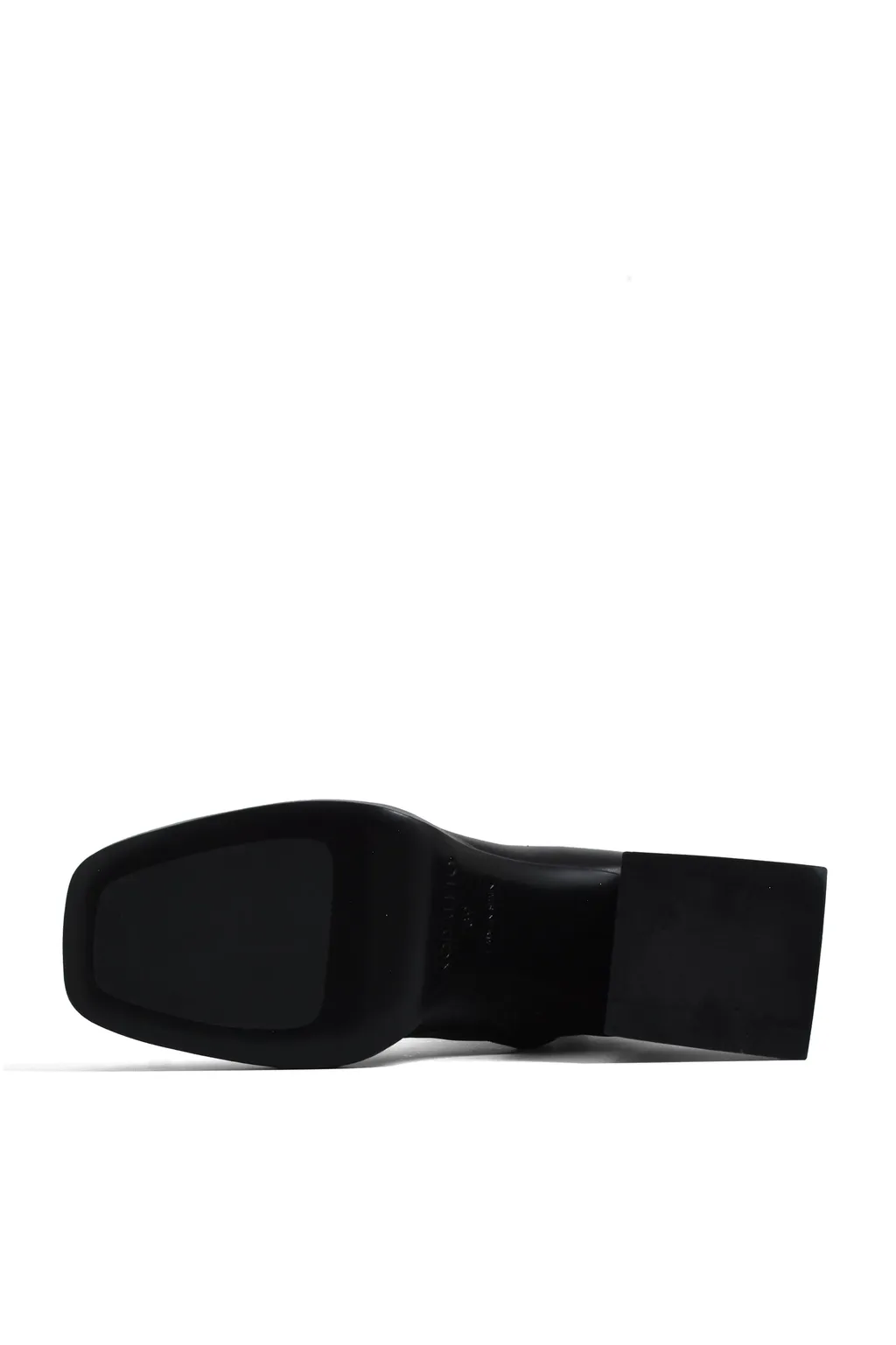 Bulla Corta / Black