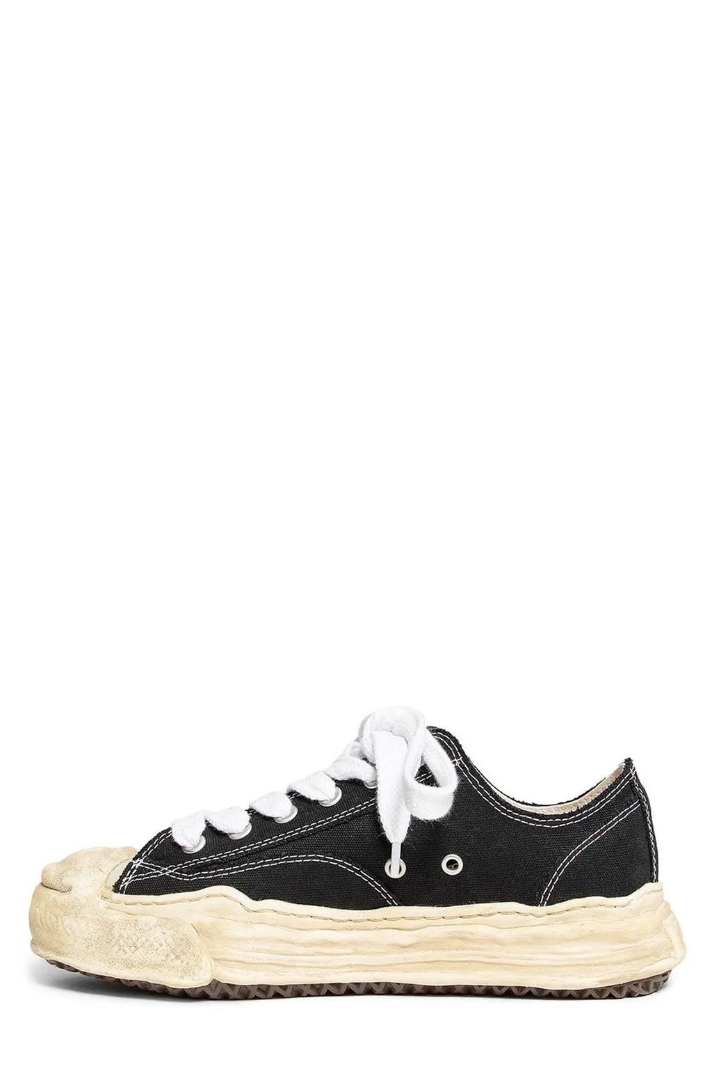 Maison Mihara Yasuhiro Hank Low-Top Sneakers