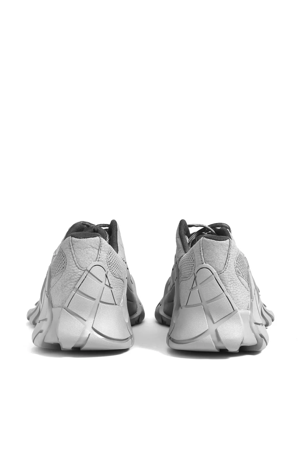 Camper Lab Tormenta / Gry