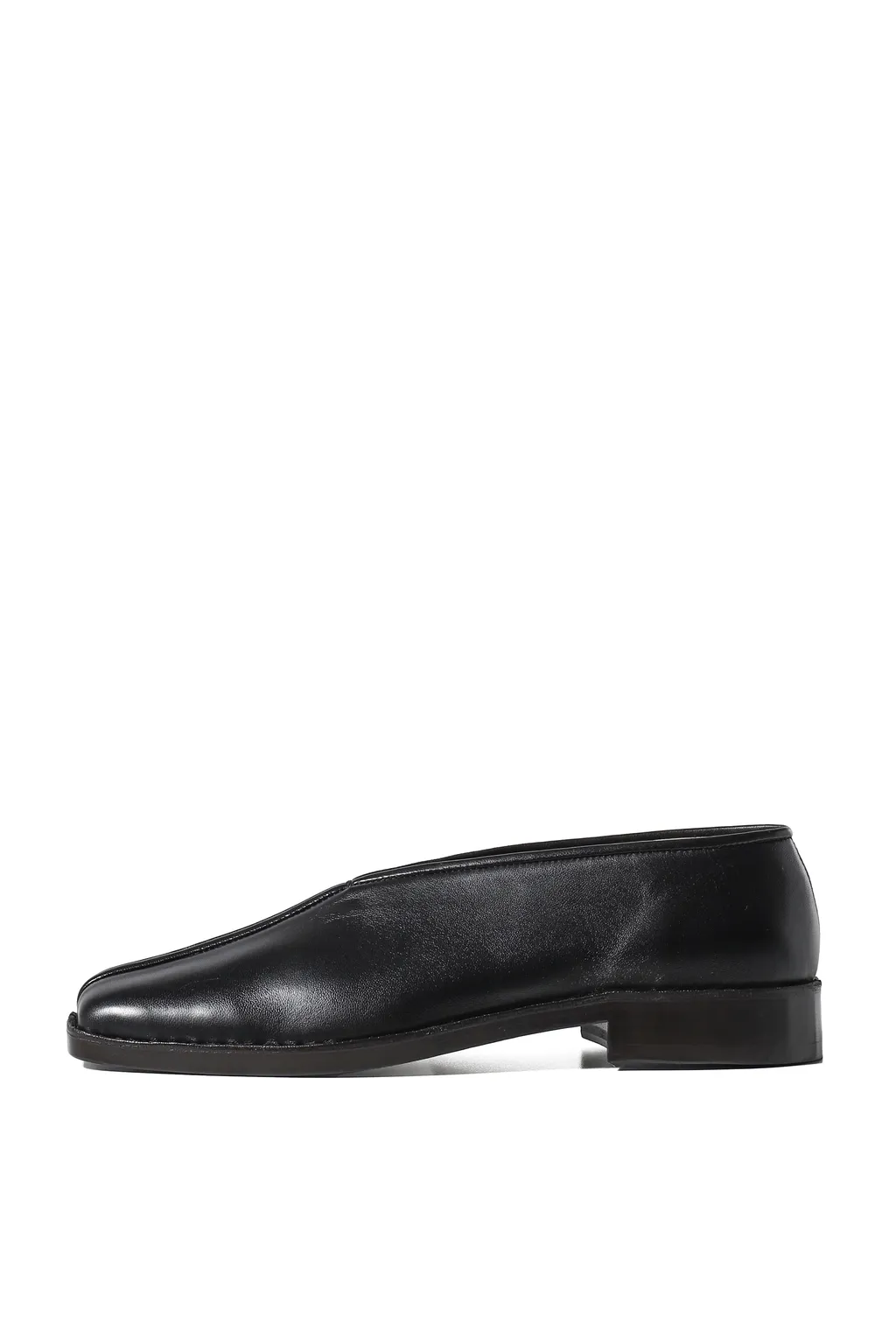 Flat Piped Slippers / Black