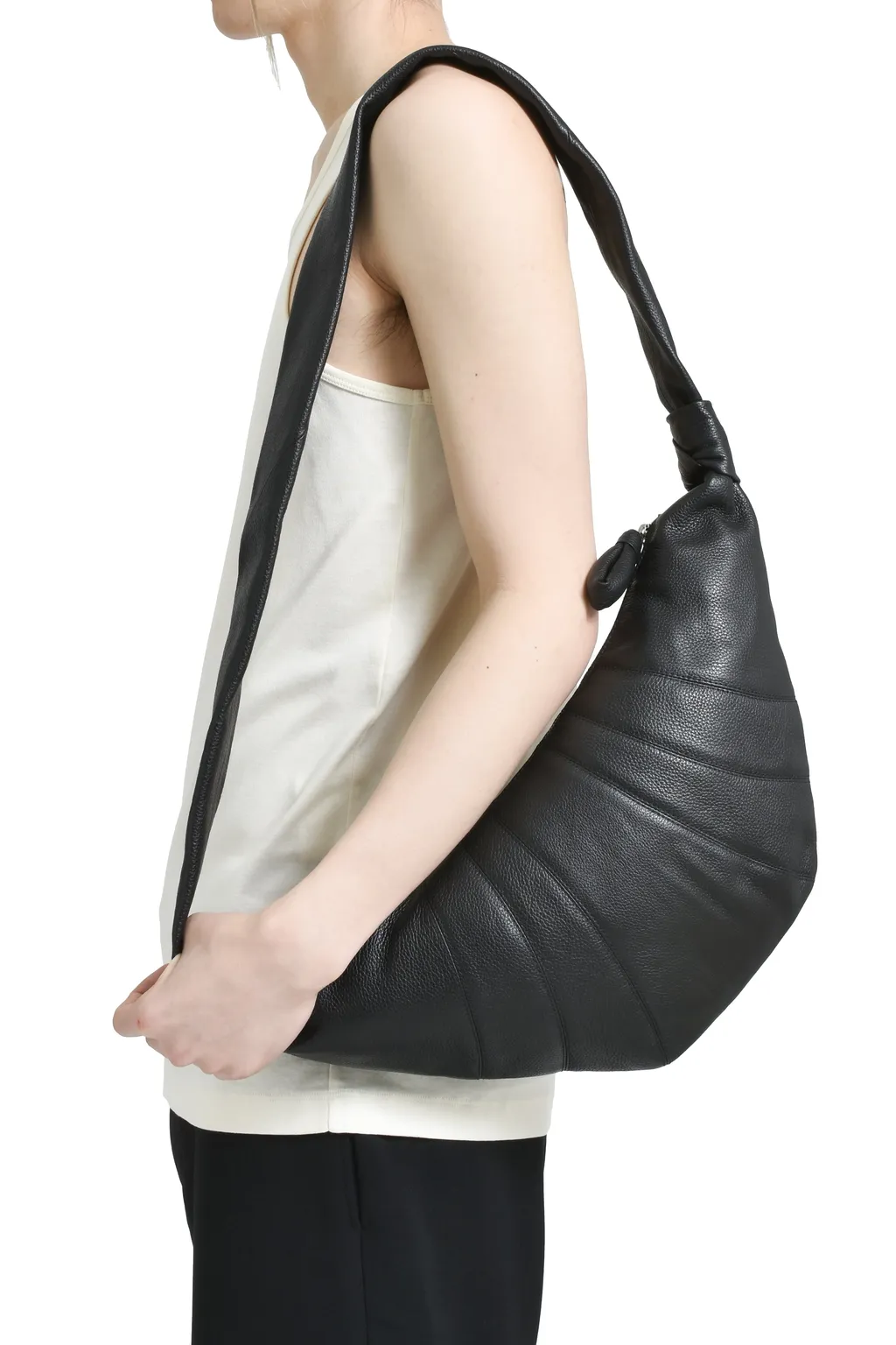 Medium Croissant Bag / Black