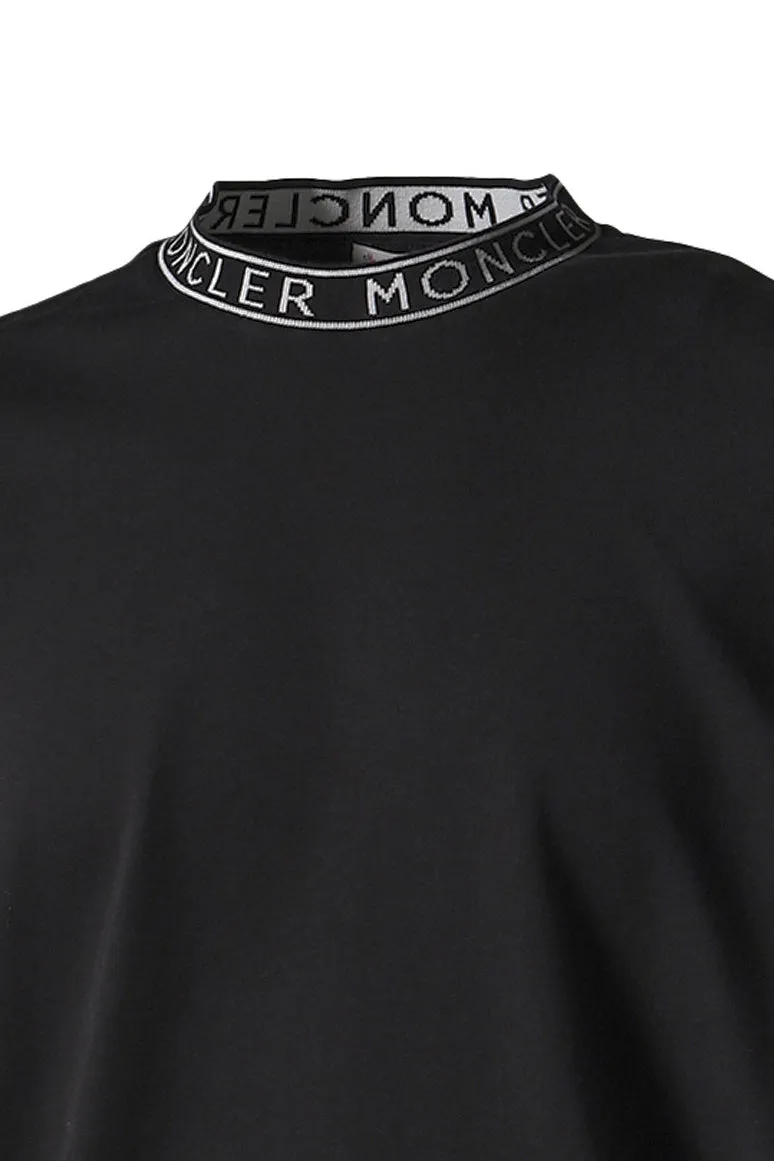 Neck Logo Ss T-Shirt / Blk