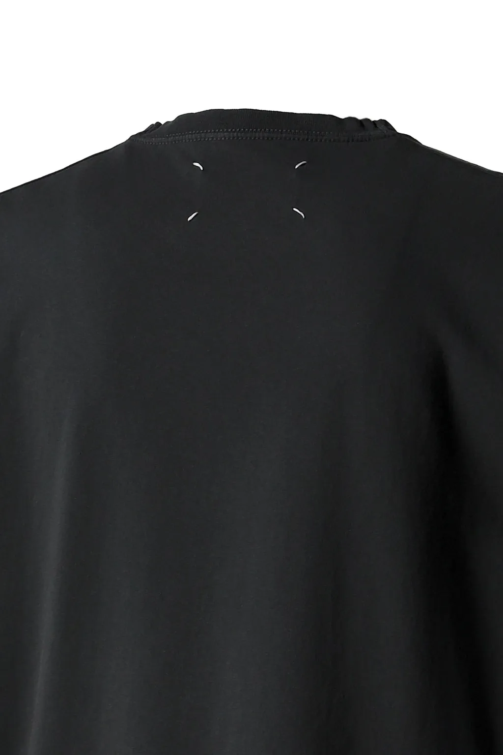 T-Shirt / Washed Black